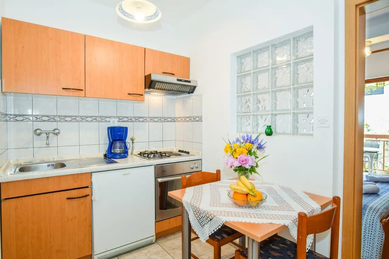 Apartment Darinka Pula