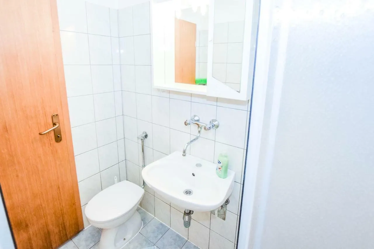 Apartment Darinka Pula